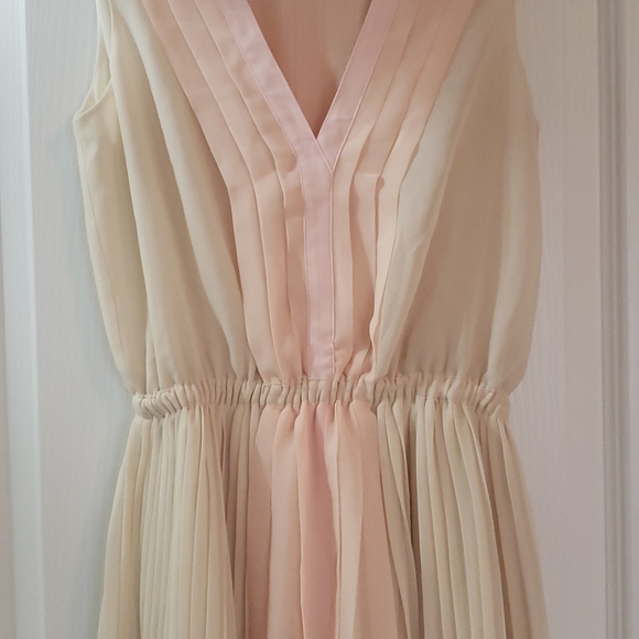 Victoria Secret XS Dress - Picture 3 of 8